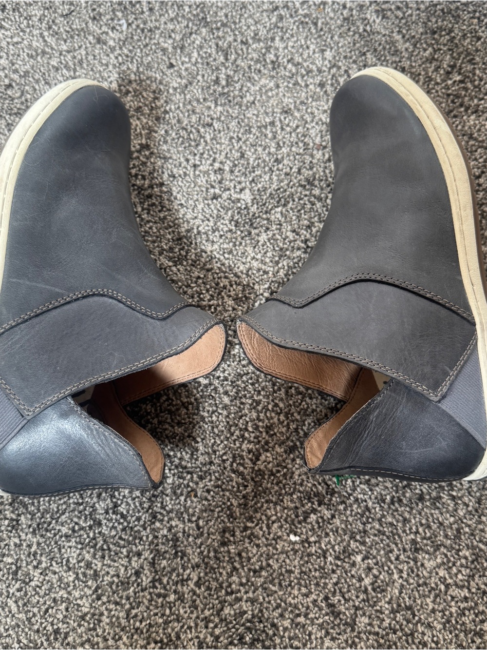 Taos Unity Gray Leather Slip On Sneakers Comfort Casual Shoes Womens US 7 - Picture 8 of 11